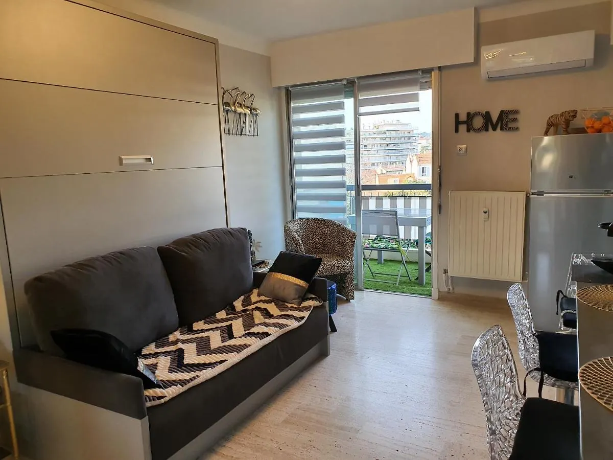 Mediterranee 2, By Welcome To Cannes location