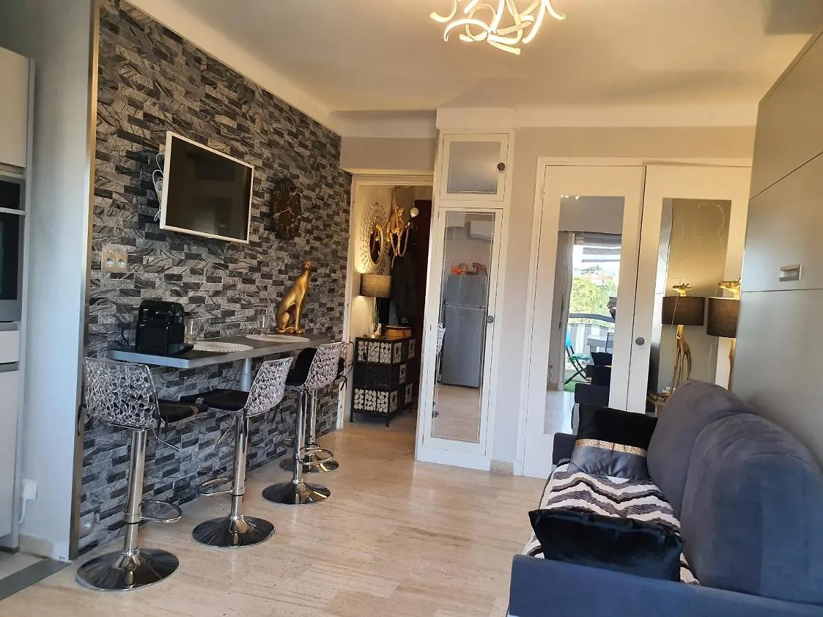 Apartment Mediterranee 2, By Welcome To Cannes
